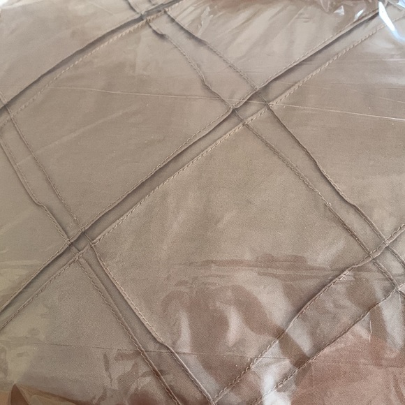 New Queen satin like Duvet cover with 2 pillow case - Picture 2 of 2